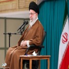 رهبر انقلاب در دیدار اعضای کنگره ملی شهدای سبزوار و نیشابور؛